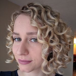 Meet your Posher, Kelsey